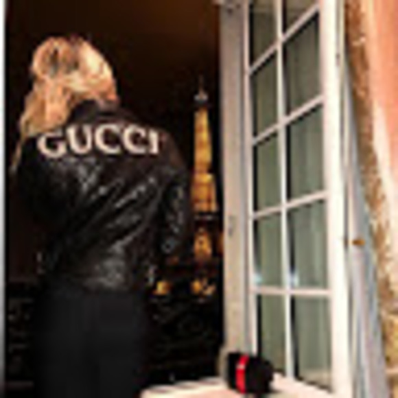 Meet your Posher, Cassie - Picture 1 of 1